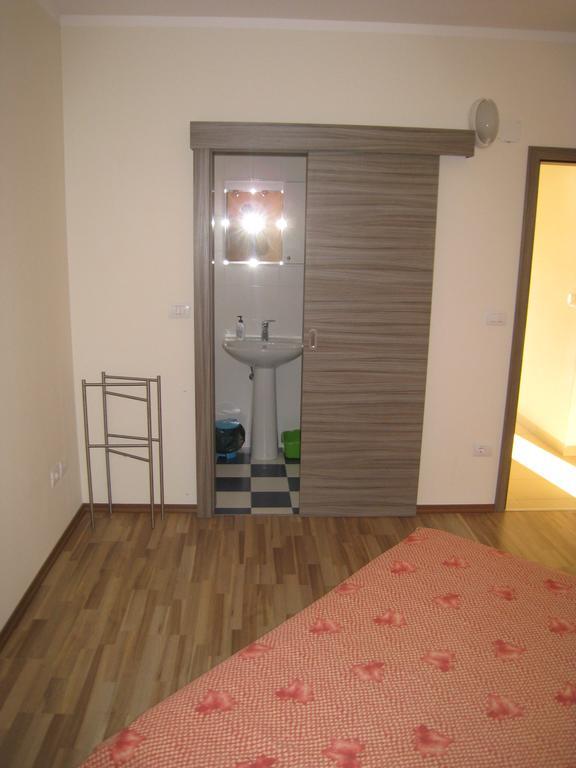 Apartments Alen Umag Pokoj fotografie
